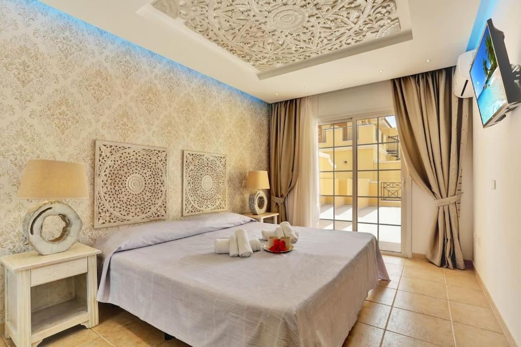 Вилла Luxury House Granada Park Арона Экстерьер фото
